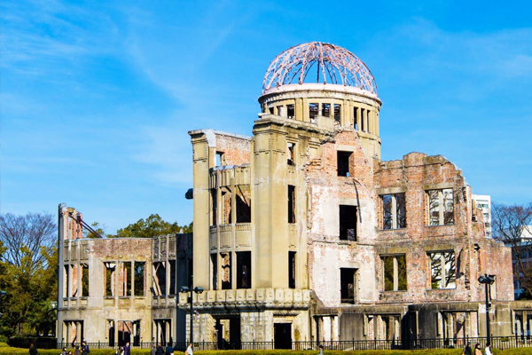 �s�q���z�����]